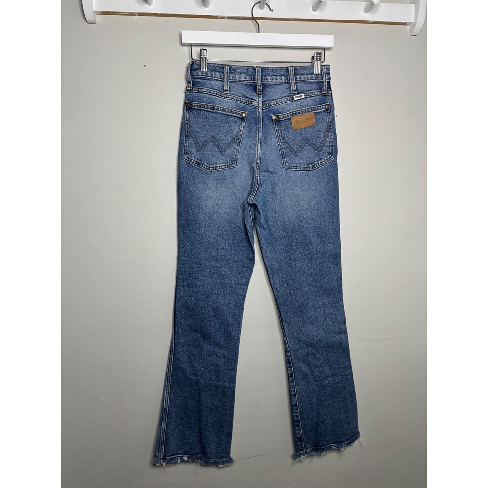 Wrangler Westward Crop Flare Jeans 27 High Rise Western Boho Denim - Picture 3 of 5